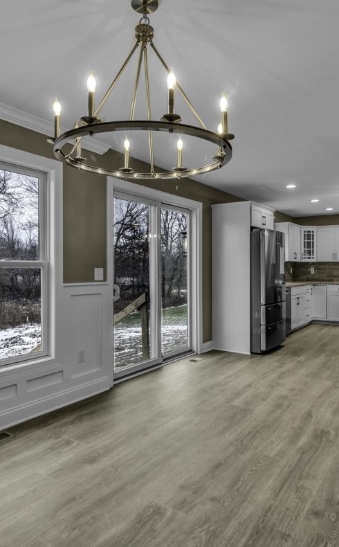 62840364381bff22279312a7_Concord-Dining