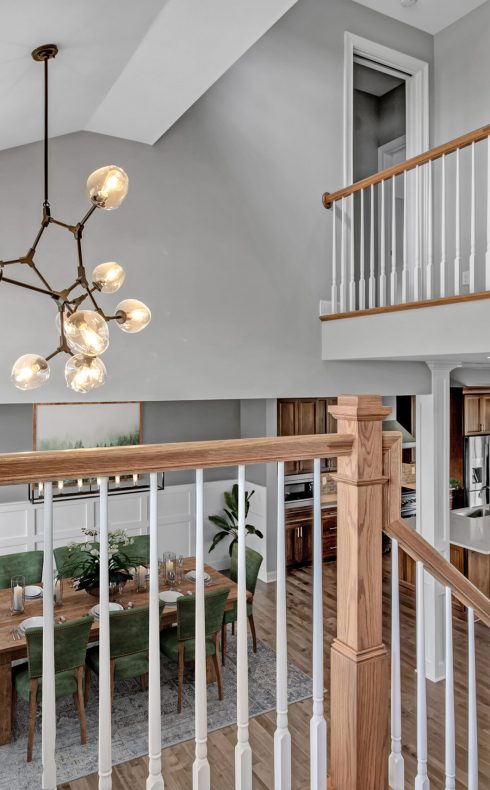 6285416c817e22d05b8df3e0_Madison-Stairway-Staged