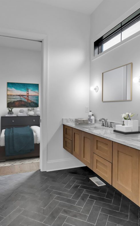 633af967f936abd8f3535d05_Franklin-Bathroom