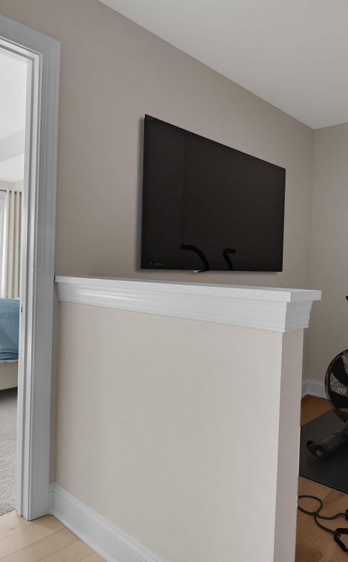 648b3c6c7624f8c711dc0bb2_familysuite(pelatonroom)