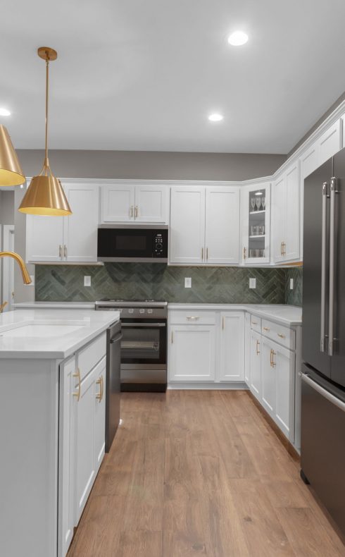 6596da0b67a581eb8df3a734_Kitchen