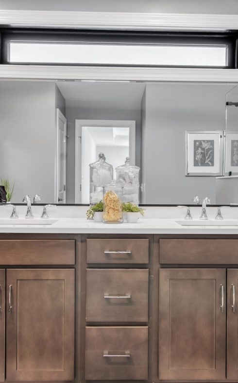 Kenwood Primary Bath